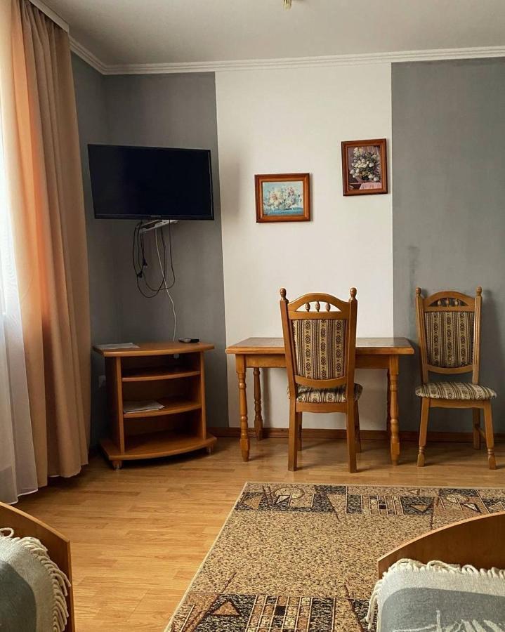 Lemon Ξενοδοχείο Drogobych Εξωτερικό φωτογραφία
